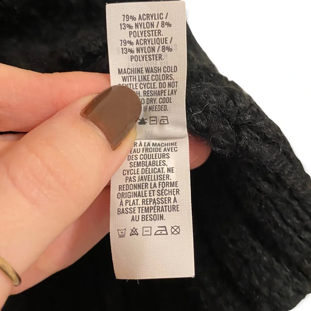 Aerie Black Knit Long Sleeve Chunky Crew Neck Sweater Size Medium - Picture 4 of 5